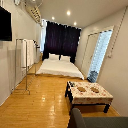 The Cute Silom Hostel バンコク都 エクステリア 写真