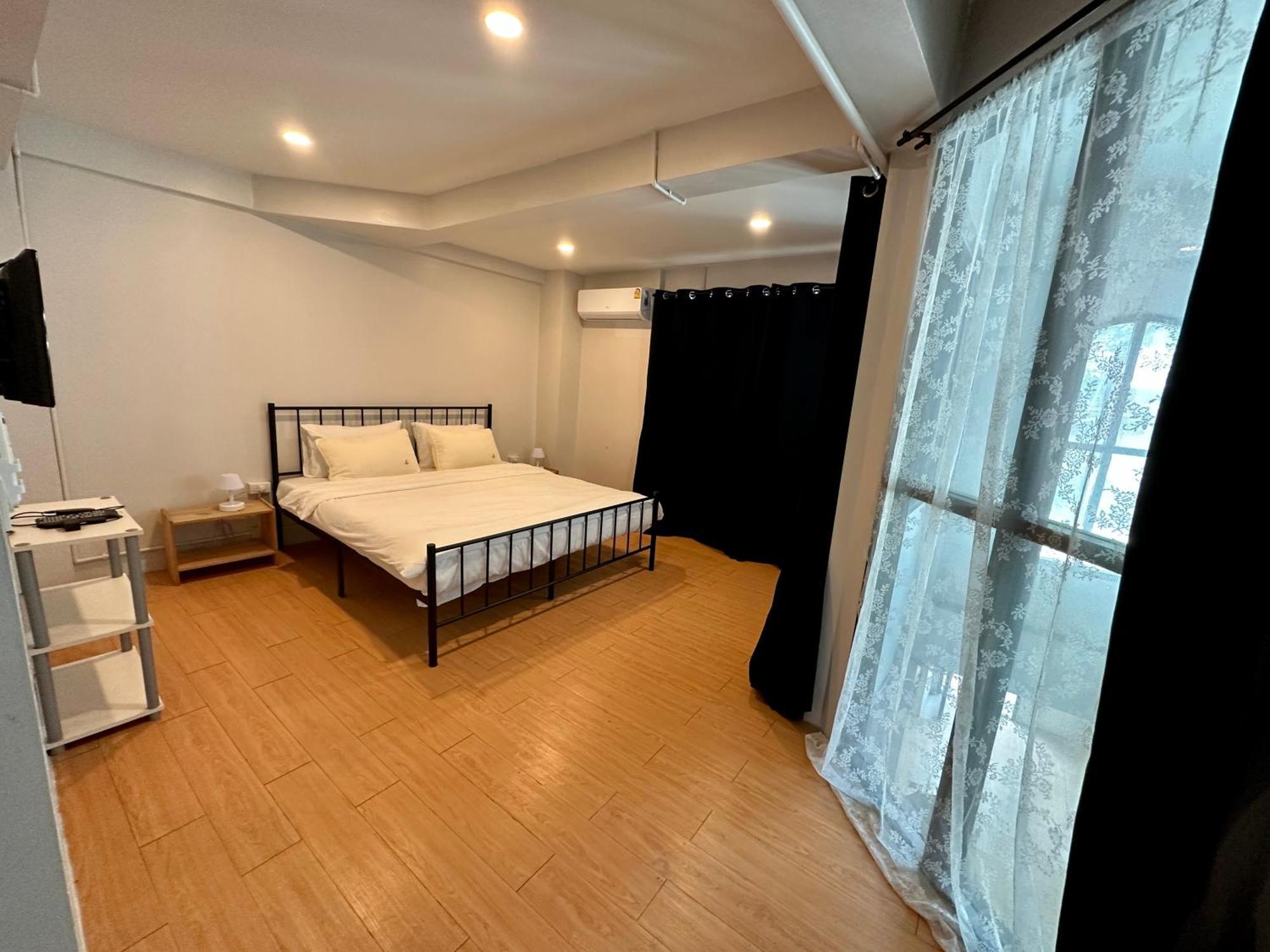 The Cute Silom Hostel バンコク都 エクステリア 写真