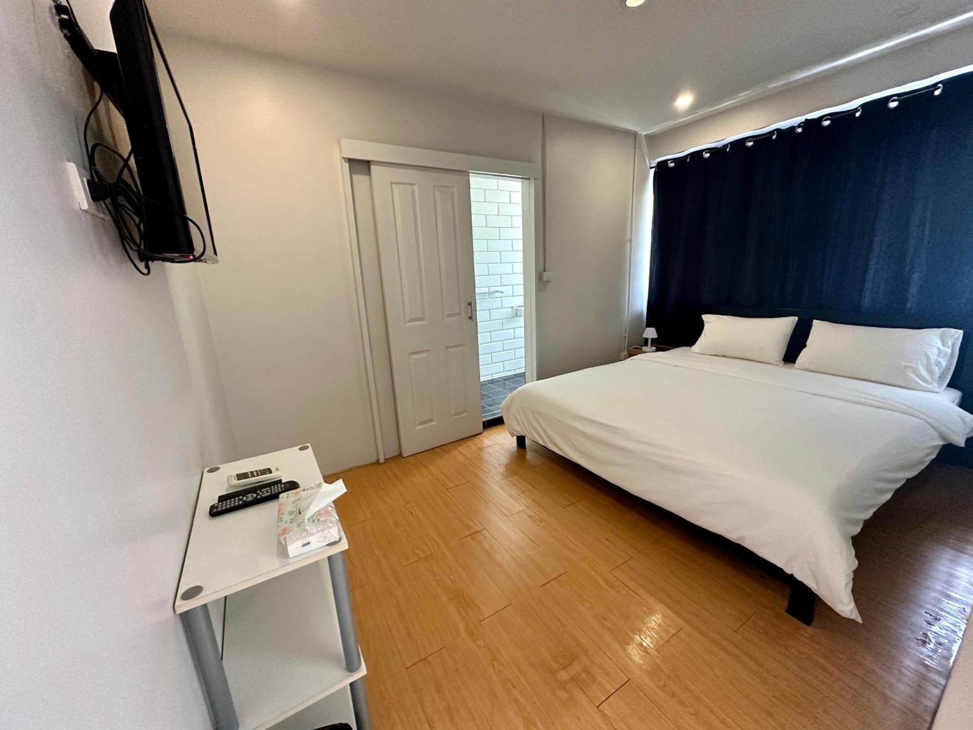 The Cute Silom Hostel バンコク都 エクステリア 写真
