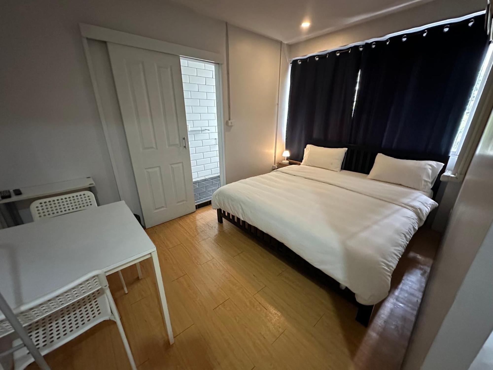 The Cute Silom Hostel バンコク都 エクステリア 写真